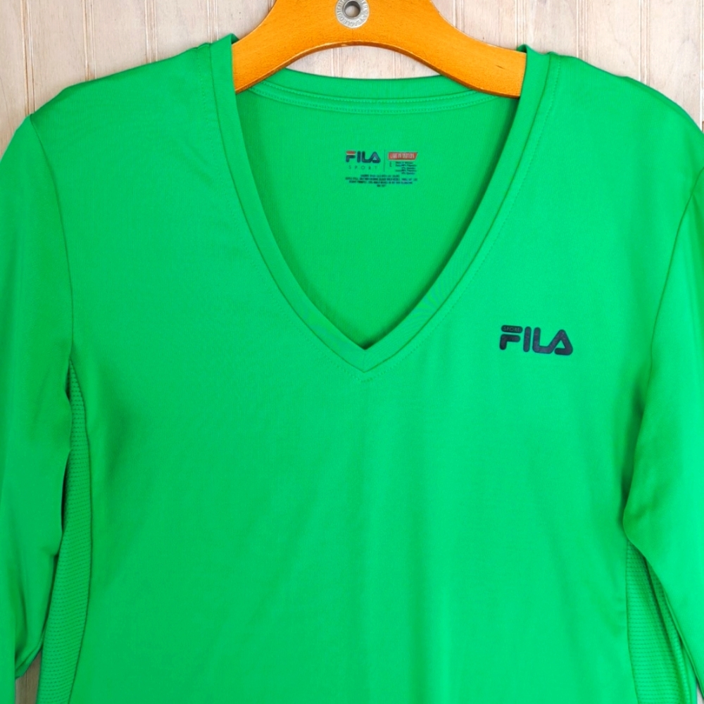 FILA Sport Green V-Neck Long Sleeve Performance Top Activewear Live In Motion - Picture 2 of 11